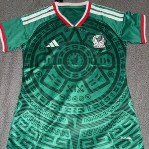 Woman’s Adidas México National Team World Cup Jersey
